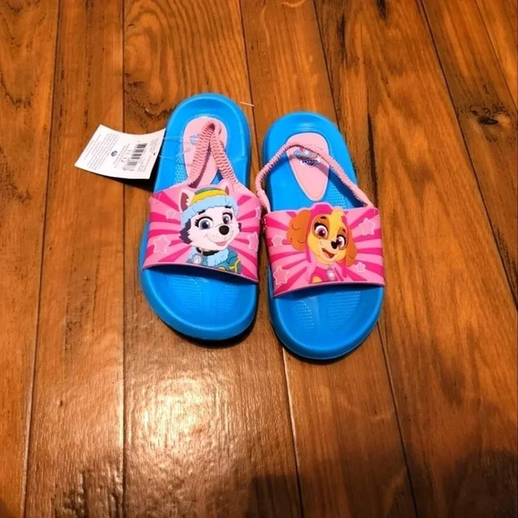 𝅺PAW patrol slides nwt 11/12 - Picture 1 of 3